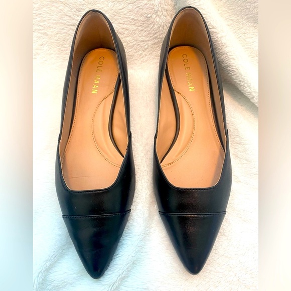 Cole Haan Women’s Flats. Size 5.5 - Picture 1 of 5